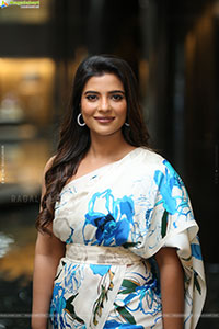 Aishwarya Rajesh at Isakapatnam Trailer Launch