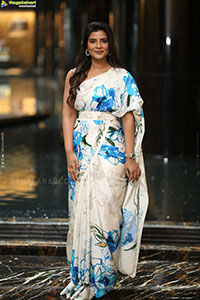 Aishwarya Rajesh at Isakapatnam Trailer Launch