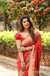 Aishwarya Rajesh at Oh Sukumari Teaser Launch Event