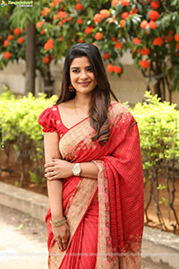 Aishwarya Rajesh at Oh Sukumari Teaser Launch Event
