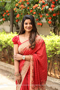 Aishwarya Rajesh at Oh Sukumari Teaser Launch Event
