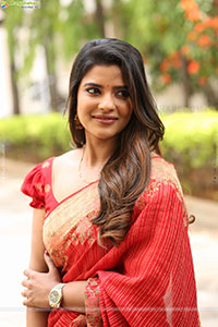 Aishwarya Rajesh at Oh Sukumari Teaser Launch Event