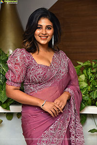 Anjali at Makutam Second Single Launch Event, HD Gallery