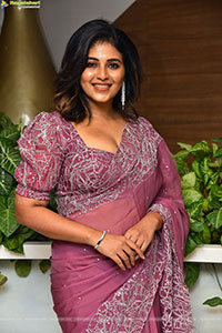 Anjali at Makutam Second Single Launch Event, HD Gallery
