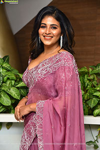 Anjali at Makutam Second Single Launch Event, HD Gallery