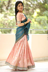 Bhairavi Ardhya at Kotha Malupu Interview, HD Gallery