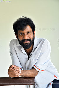 Buchi Babu Sana at Peddi Movie Interview, HD Gallery 