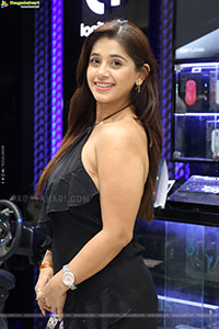 Chandni Bhagwanani at Fanatec Launch Event, HD Gallery