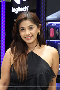 Chandni Bhagwanani at Fanatec Launch Event, HD Gallery