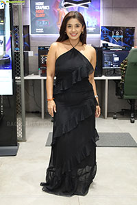 Chandni Bhagwanani at Fanatec Launch Event, HD Gallery