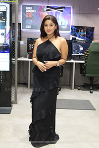 Chandni Bhagwanani at Fanatec Launch Event, HD Gallery