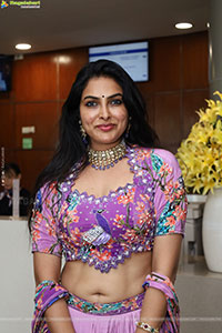 Divi Vadthya at Hi Life Fashion Exhibition Launch Event