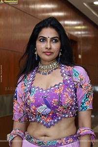 Divi Vadthya at Hi Life Fashion Exhibition Launch Event