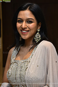Kavya Anil at Vanda Devullu Pre Release Event