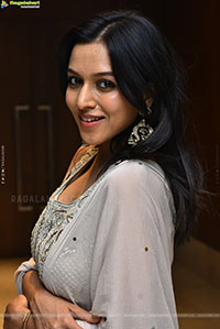 Kavya Anil at Vanda Devullu Pre Release Event