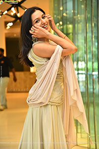 Kavya Anil at Vanda Devullu Pre Release Event
