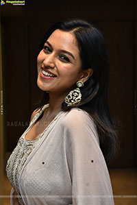 Kavya Anil at Vanda Devullu Pre Release Event