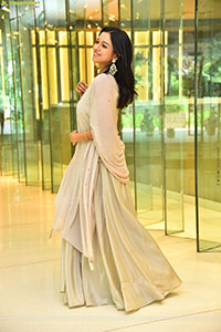 Kavya Anil at Vanda Devullu Pre Release Event