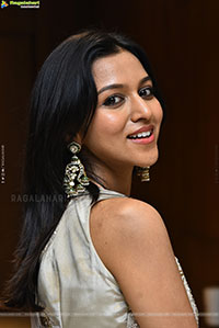 Kavya Anil at Vanda Devullu Pre Release Event