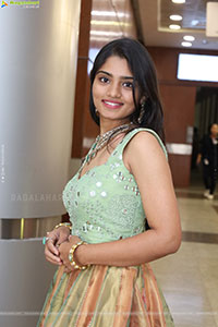 Leela Latest Photoshoot Stills, HD Gallery