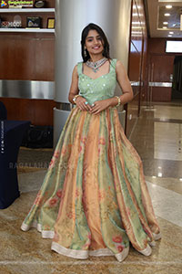 Leela Latest Photoshoot Stills, HD Gallery