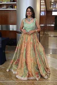 Leela Latest Photoshoot Stills, HD Gallery