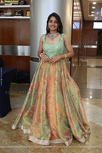 Leela Latest Photoshoot Stills, HD Gallery