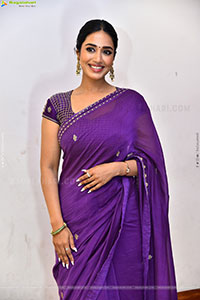 Nivetha Pethuraj at Sing Geetham Success Meet, HD Gallery 