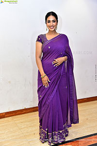 Nivetha Pethuraj at Sing Geetham Success Meet, HD Gallery 