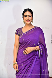 Nivetha Pethuraj at Sing Geetham Success Meet, HD Gallery 