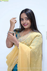 Pooja Netha Latest Stills, HD Gallery