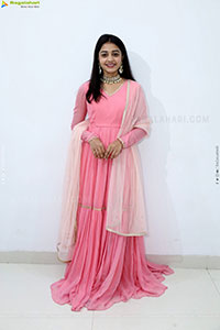Preethi Reddy Latest Stills, HD Photo Gallery