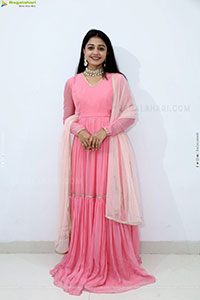 Preethi Reddy Latest Stills, HD Photo Gallery