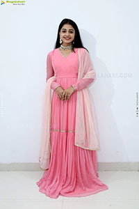 Preethi Reddy Latest Stills, HD Photo Gallery