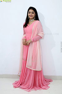 Preethi Reddy Latest Stills, HD Photo Gallery
