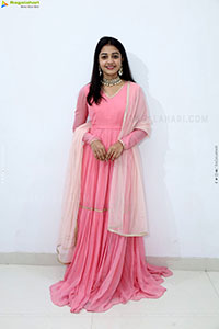 Preethi Reddy Latest Stills, HD Photo Gallery