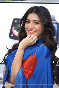 Rashi Singh at Bajaj Electronics Apple Days Launch