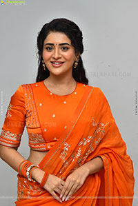 Rashi Singh at Transfer Trimurthulu Trailer Launch