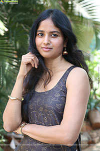 Shalini Kondepudi at Sing Geetham Movie Interview
