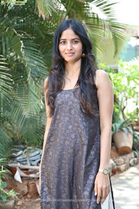 Shalini Kondepudi at Sing Geetham Movie Interview