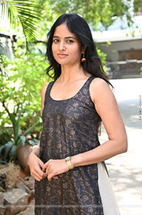 Shalini Kondepudi at Sing Geetham Movie Interview
