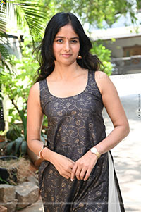 Shalini Kondepudi at Sing Geetham Movie Interview