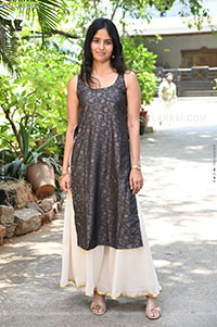 Shalini Kondepudi at Sing Geetham Movie Interview