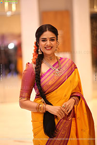 Sree Mukhi at Maa Inti Bangaram Prerelease Event