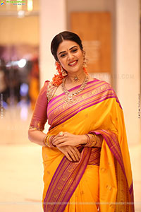 Sree Mukhi at Maa Inti Bangaram Prerelease Event
