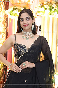 Swetha Kanduri stills in Black Designer Dress, HD Gallery