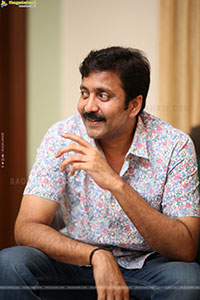 Vadde Naveen at Transfer Trimurthulu Movie Interview