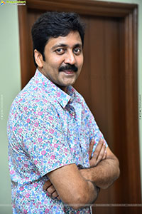 Vadde Naveen at Transfer Trimurthulu Movie Interview