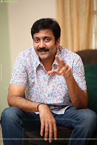 Vadde Naveen at Transfer Trimurthulu Movie Interview