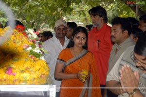 Stars pay Homage to Mallikharjuna Rao